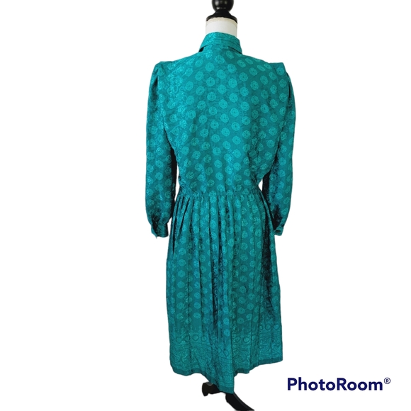 Vintage 80’s Schrader Petite Pleated Dress - Picture 3 of 8